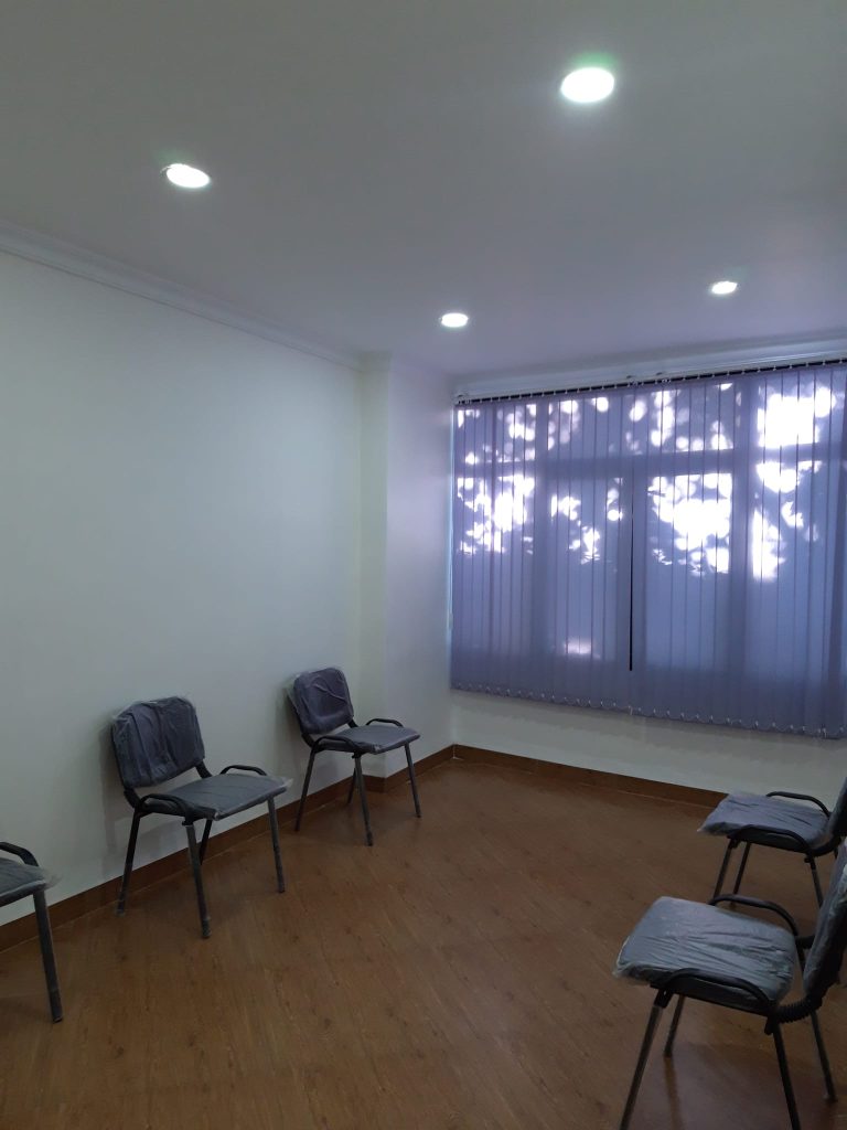 saria nephrologue setif 1 1