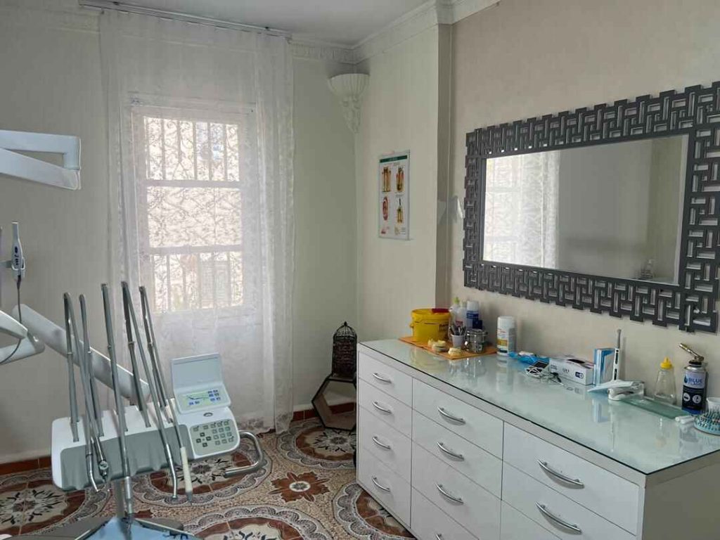 saad saoud h dentiste bba 11