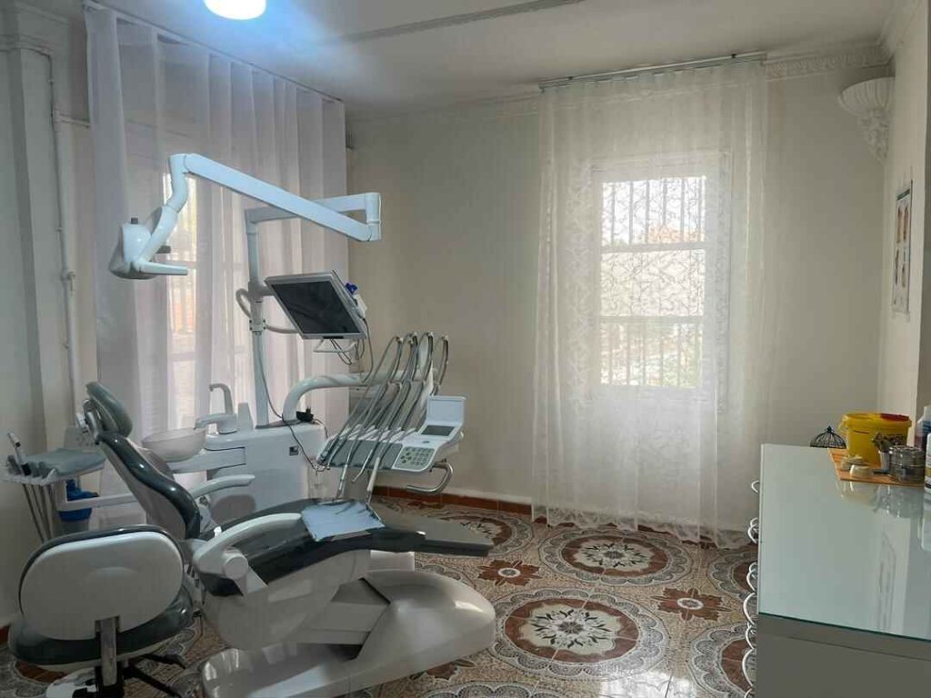 saad saoud h dentiste bba 12