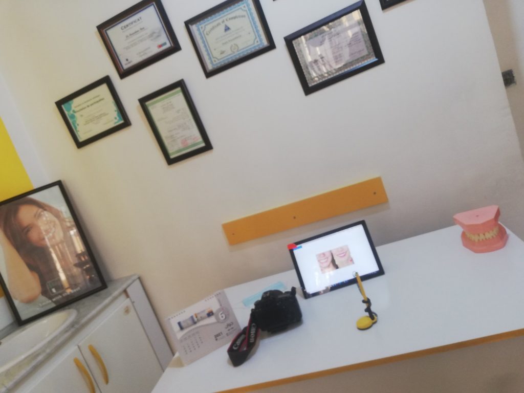 Boumeddiene Dentiste khemis miliana 05