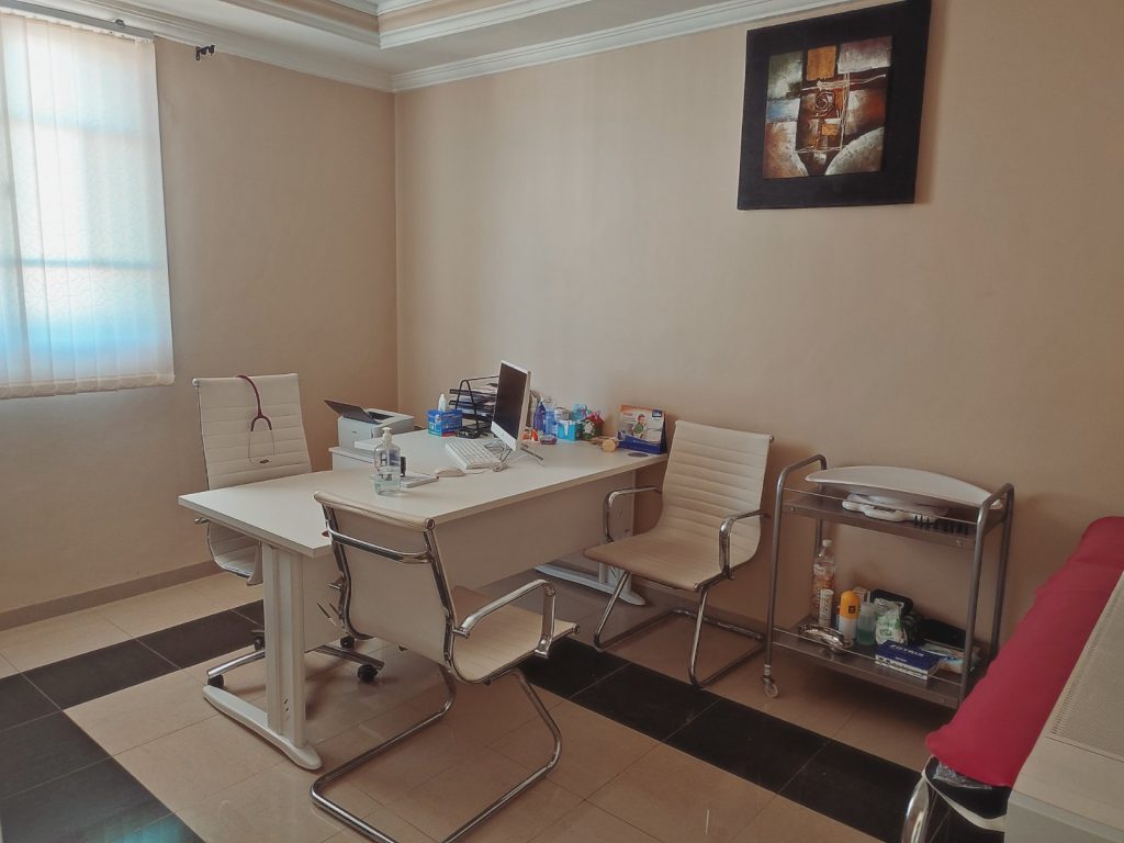assenouni pediatre tenes chlef 11