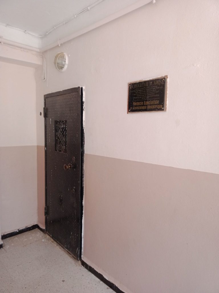 mokhtari gynecologue relizane 09