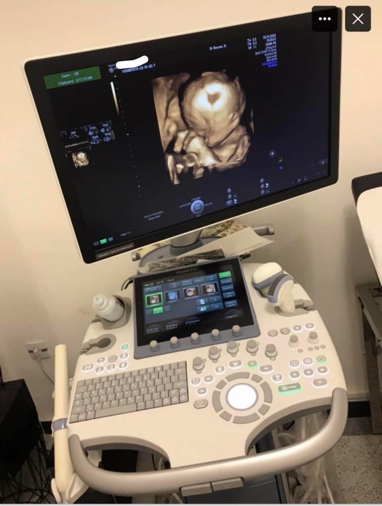 bouras gynecologue tenes chlef 09