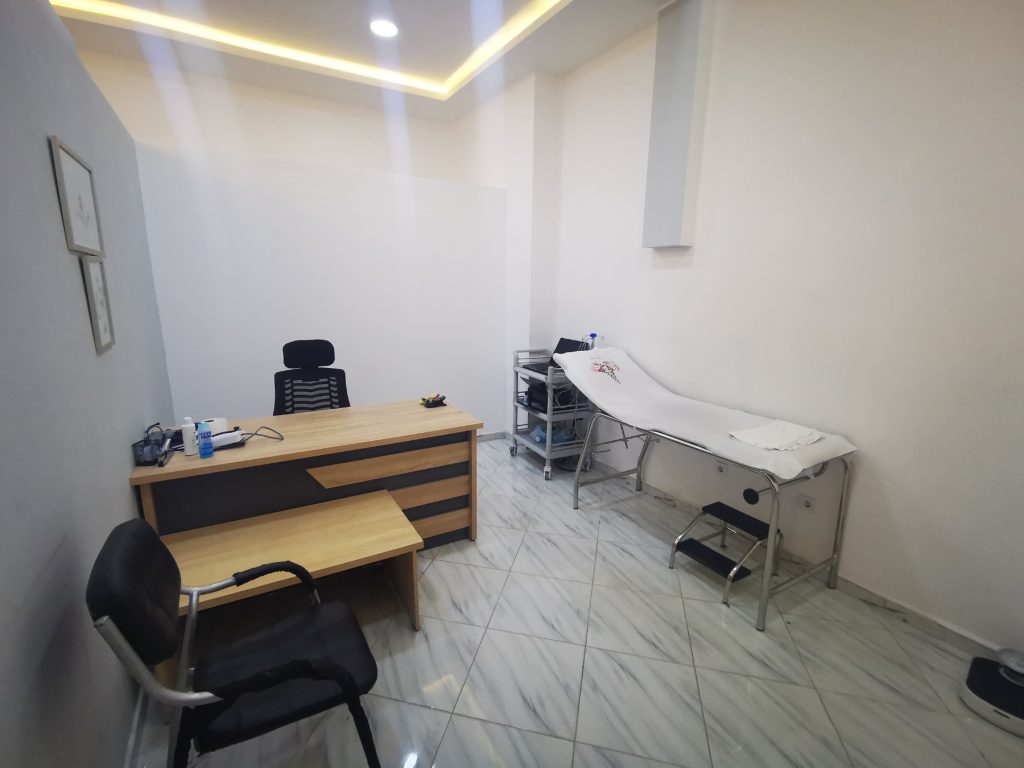 Doubbi bounoua Cardiologue Mostaganem 07