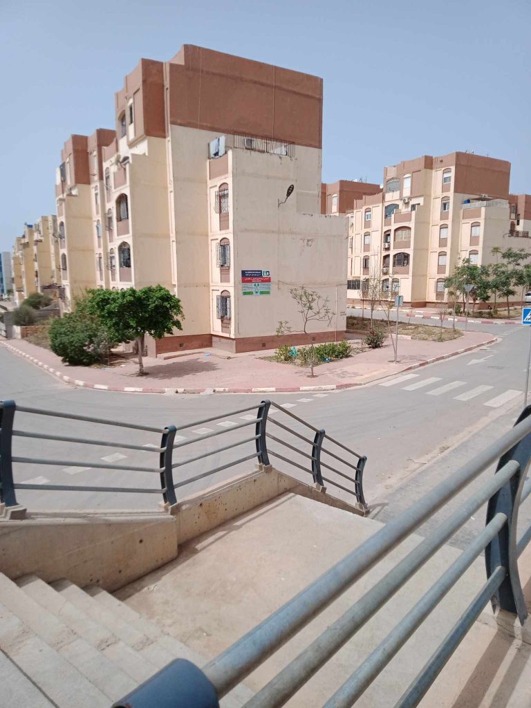 benouis urologue mostaganem 008