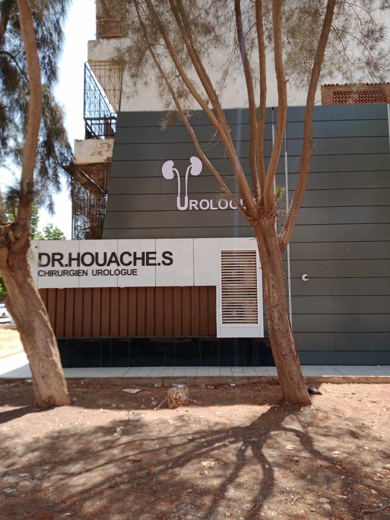 houache urologue oran 08