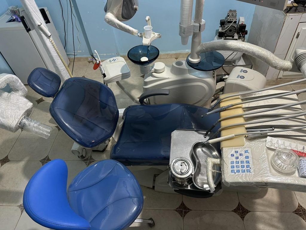 chahrour dentiste chettia chlef 04