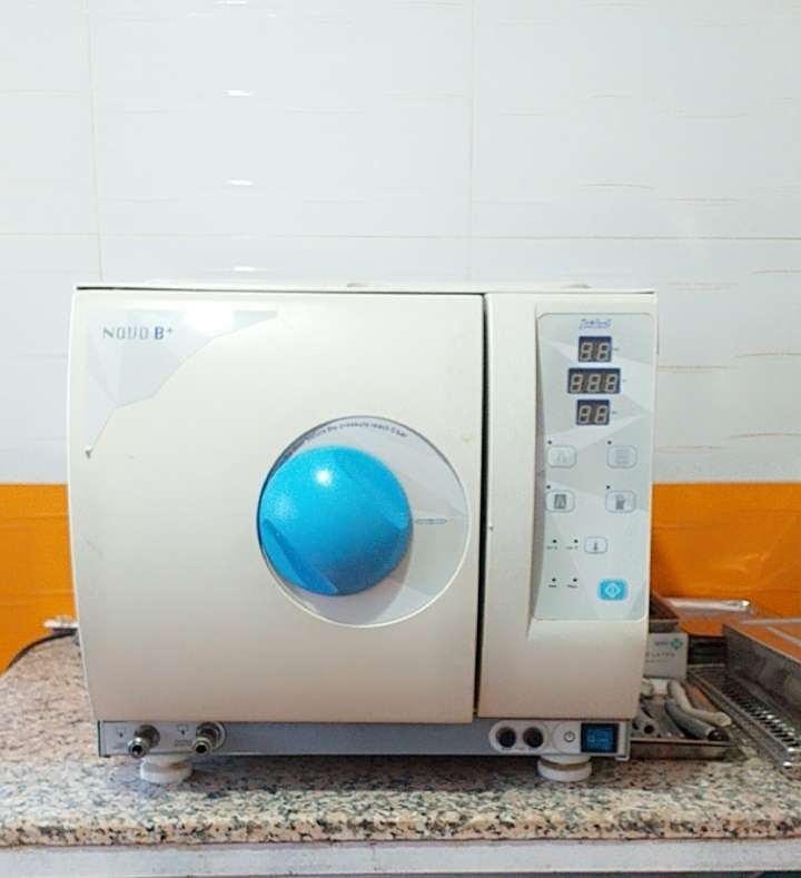 Mostfa Daouadji dentiste oran 03