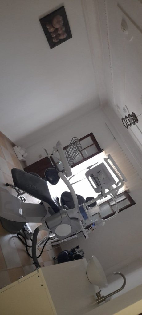 Medjahed dentiste sidi akkacha chlef 05