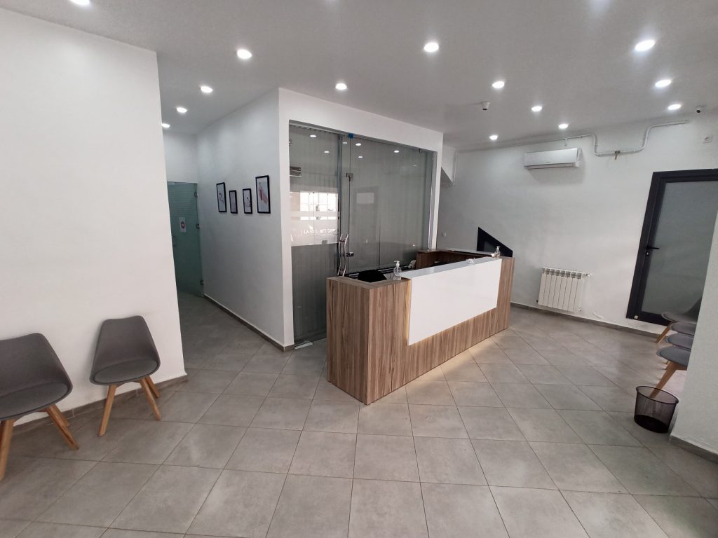 tabet derraz laboratoire oran 04