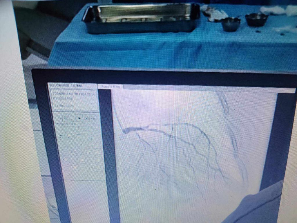 nait achout cardiologue hussein dey alger 4