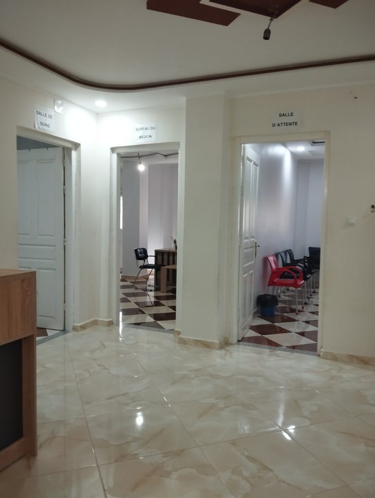 Bouhmama gynecologue ouled fares 18
