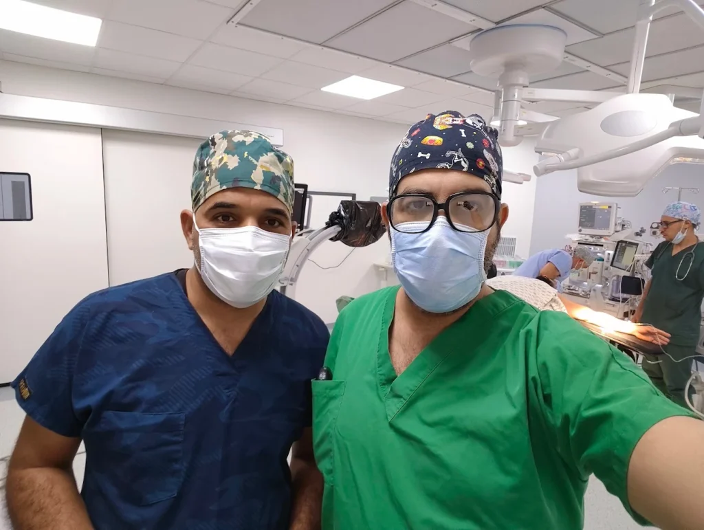 Dr. AOUADI .S Dr. KESSAL M.A orthopediste bouira 10